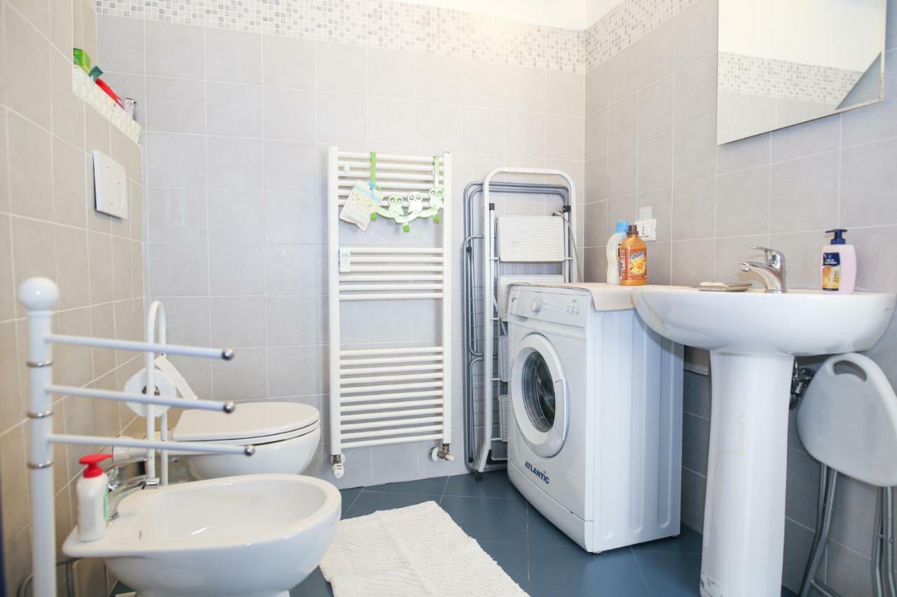 Central Cosy Apartment Болонья Екстер'єр фото